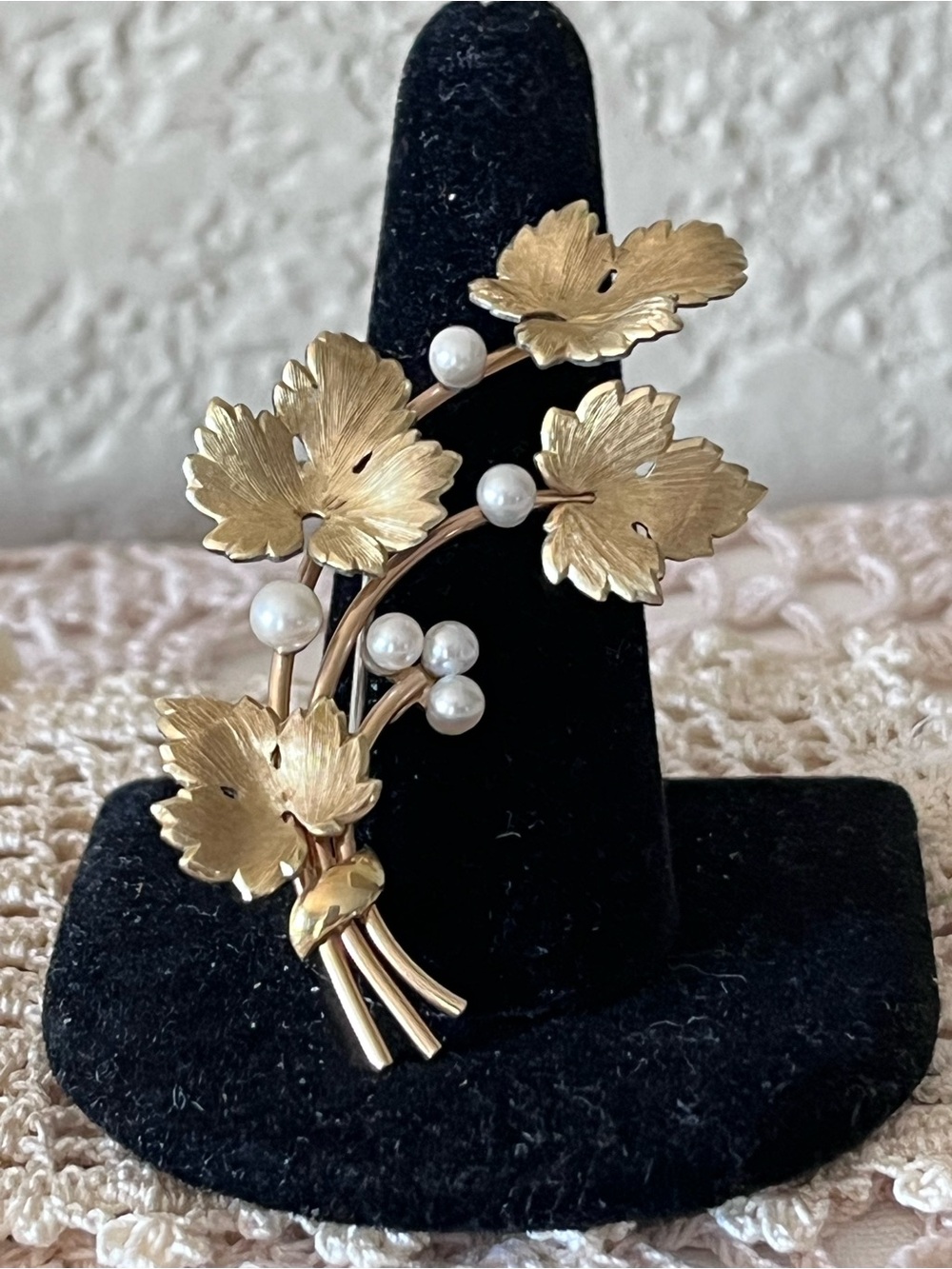 Vintage Krementz Gold Filled Leaf Brooch Cultured Pearls Signed Floral Pin